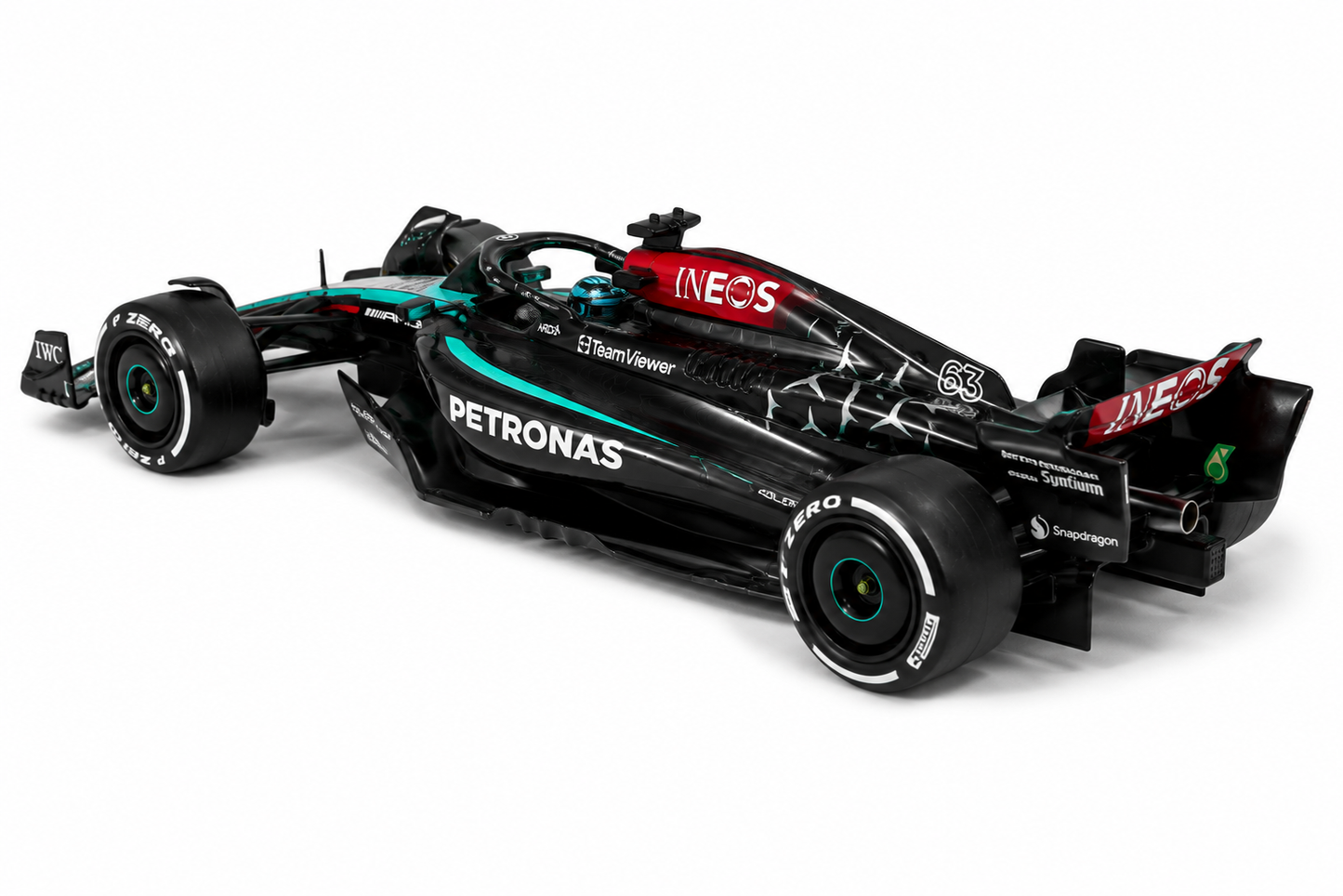 Hot Wheels Premium Mercedes-AMG PETRONAS F1 Team 2024 #44 & #63 1:64 Diecast Set