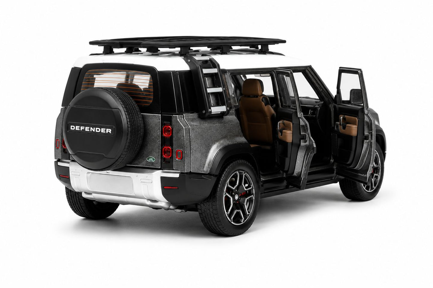 Land Rover Defender 110 1:24 Diecast Model Car